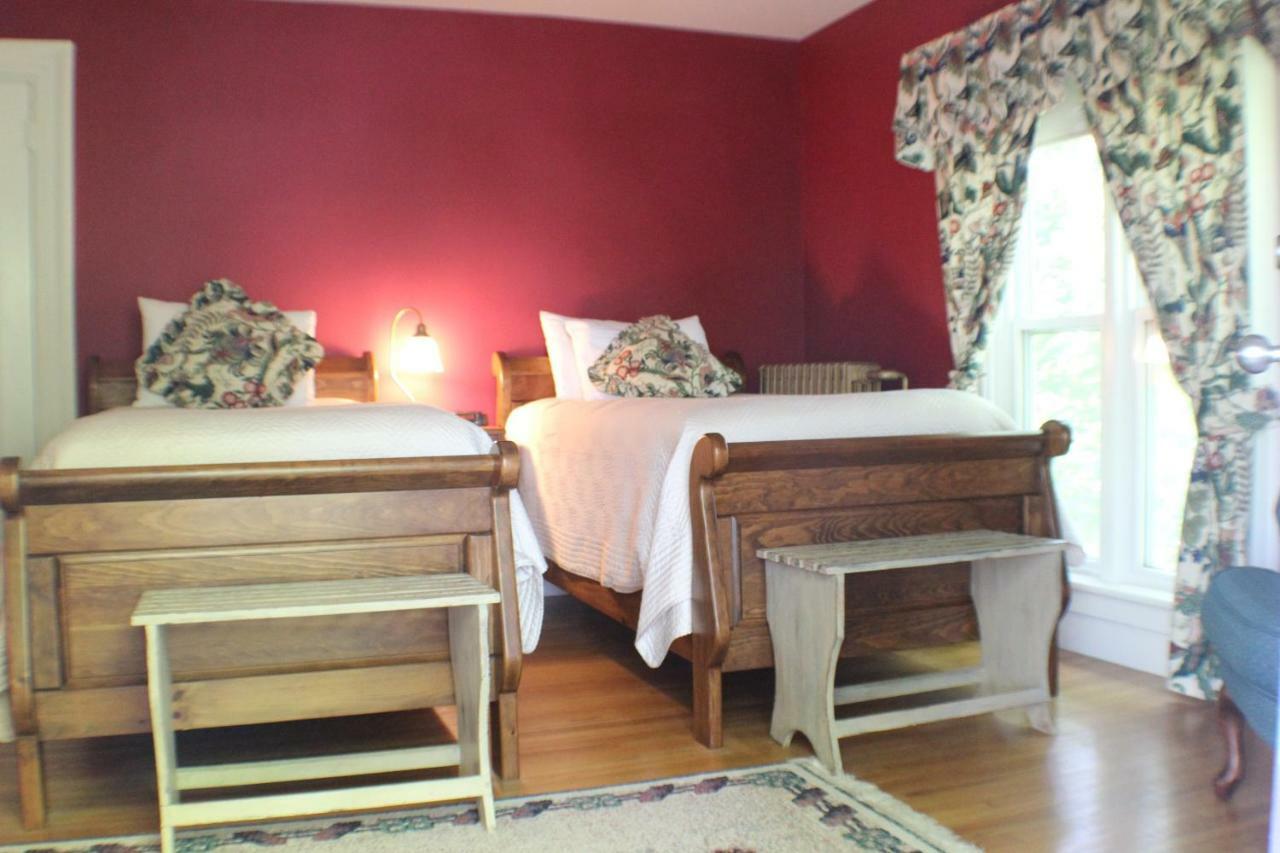Evangeline Inn & Motel Grand pré Esterno foto