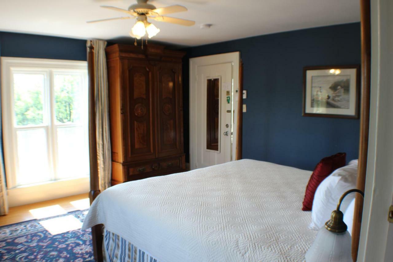 Evangeline Inn & Motel Grand pré Esterno foto