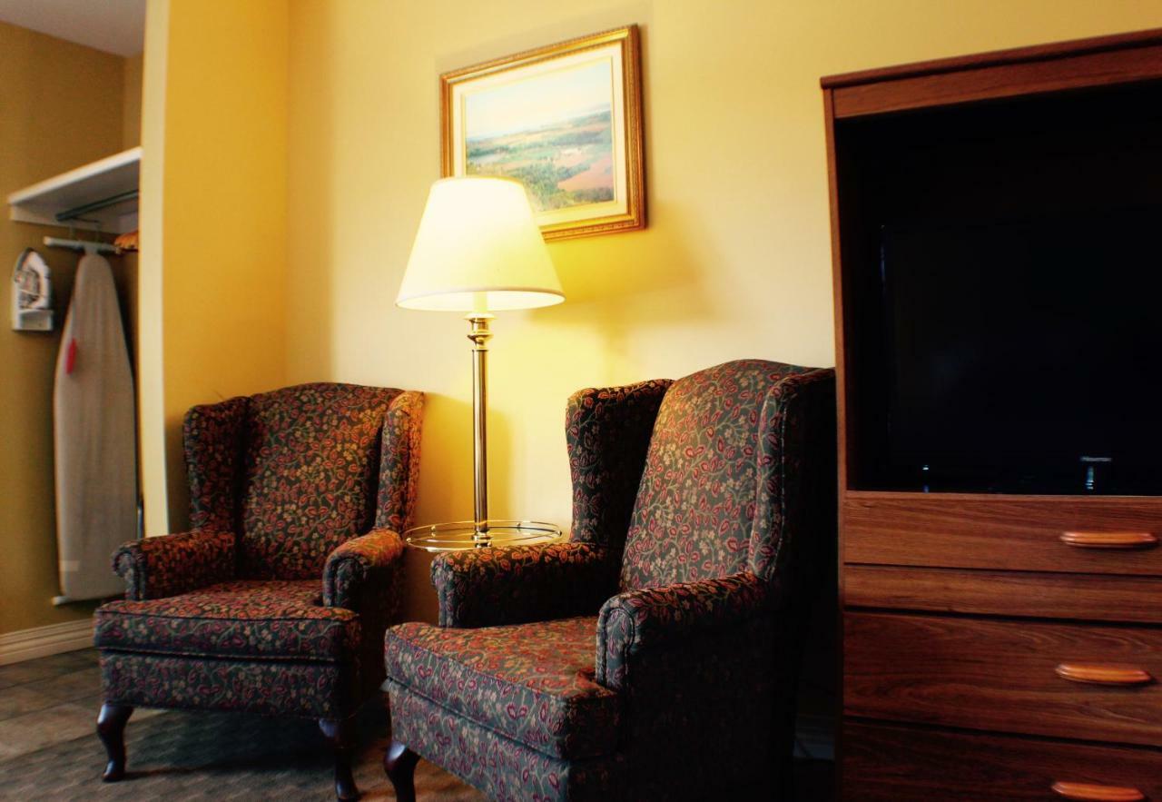 Evangeline Inn & Motel Grand pré Esterno foto