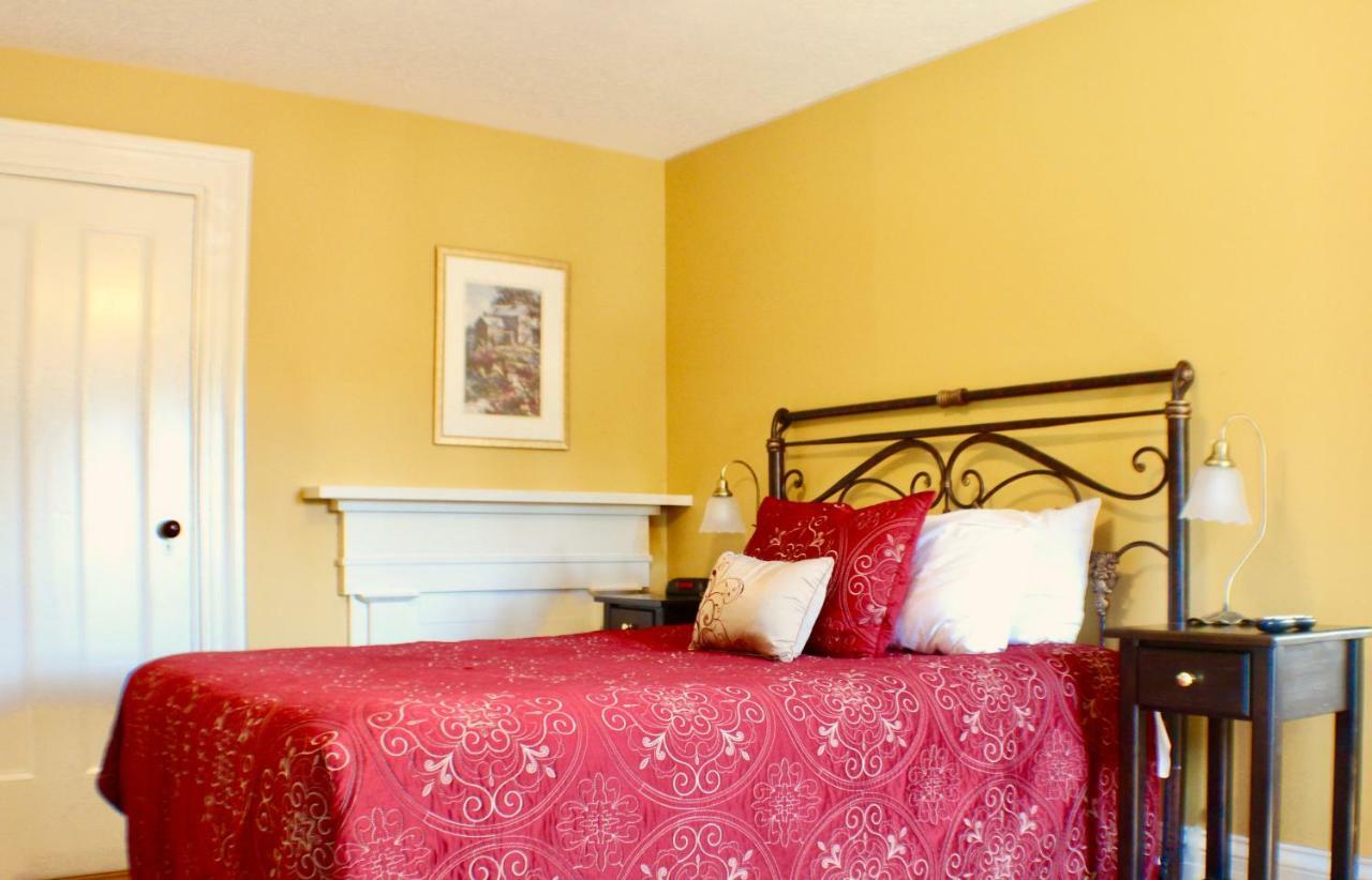 Evangeline Inn & Motel Grand pré Esterno foto