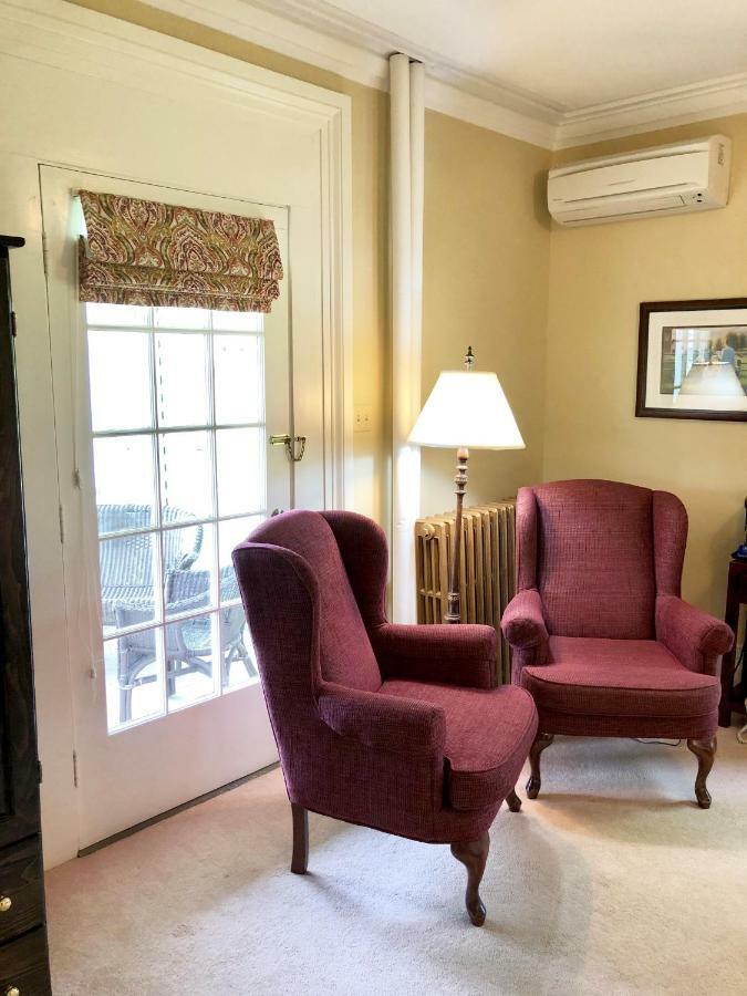 Evangeline Inn & Motel Grand pré Esterno foto