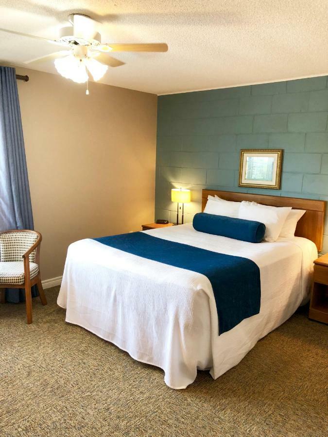 Evangeline Inn & Motel Grand pré Esterno foto