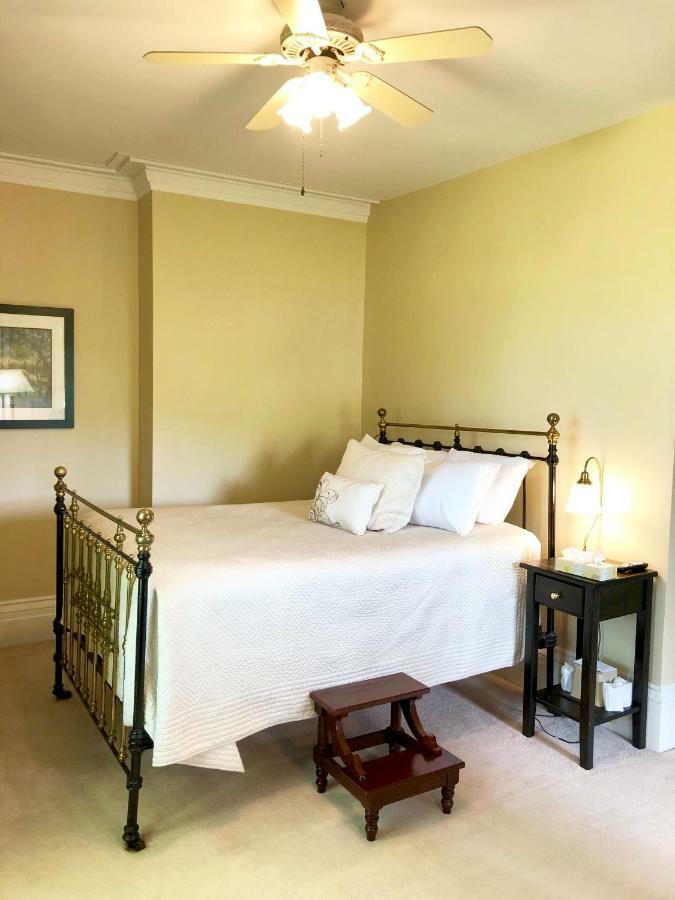 Evangeline Inn & Motel Grand pré Esterno foto